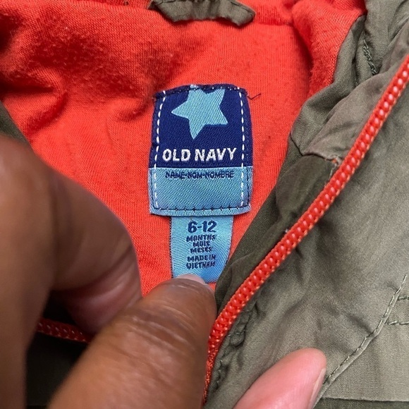 Old navy Jacket army green 6-9 month - Picture 2 of 4